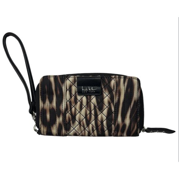 NWOT Nicole Miller Animal Print Wallet Brown Black Wristlet Zip Coin Credit Card - Picture 1 of 7